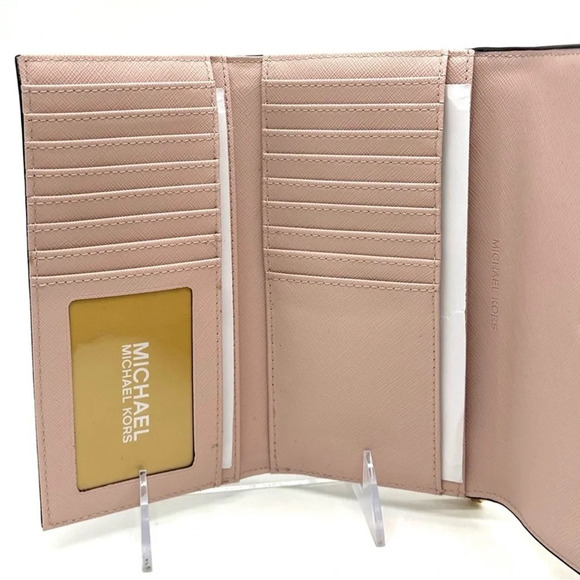 Michael Kors Large Trifold Wallet Powder Blush - Picture 8 of 10